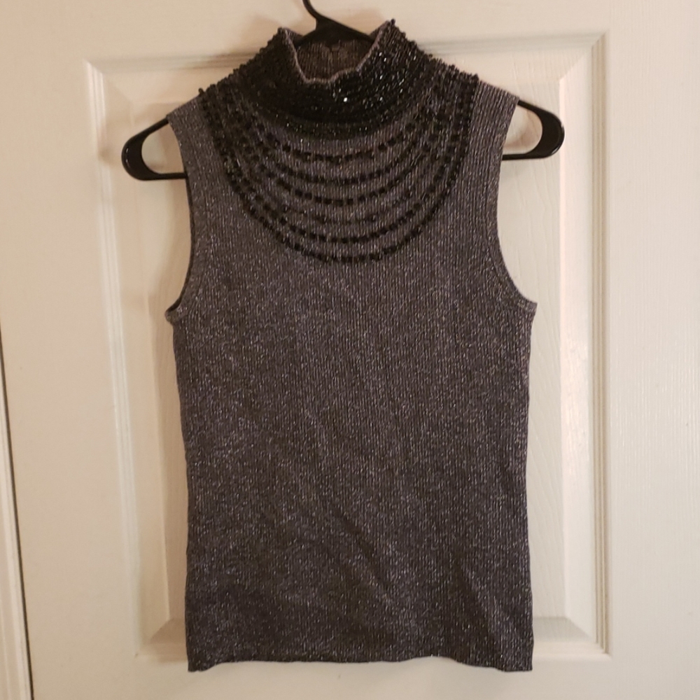Evie Gray Beaded Sleeveless Top Size Small